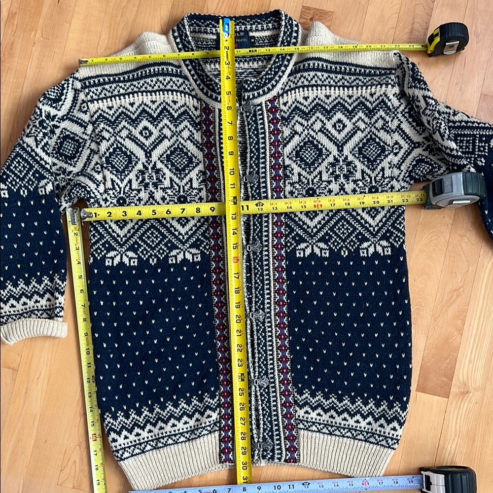 🇳🇴VTG Traditional Norwegian Cardigan Sweater—Devold by Olmes Carretti | Men’s M - Picture 10 of 17